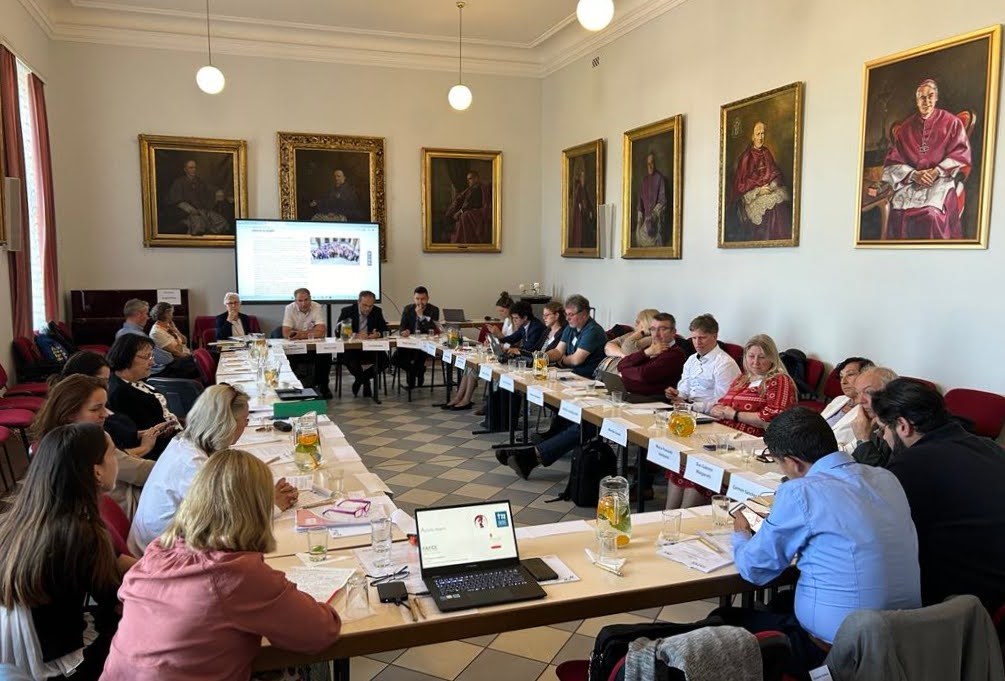 d88fdb79-26e7-4c8f-8c1f-bd88ec1b86e1 (1)